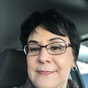 Meet your Posher, Renee